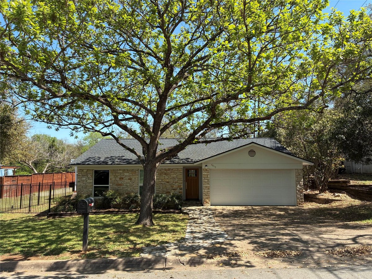 View 4413 Dudley DR in Barton View Sec 04 4413 Dudley DR - property photo 1 - Luxury home in Barton View Sec 04, Austin, TX