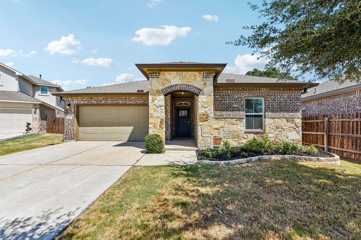 4413 Lobo Landing LN - property photo 1 - Luxury home in Lively Ranch, Georgetown, TX