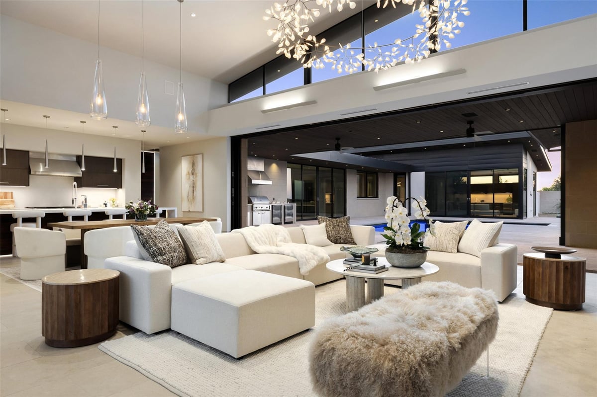 Living area at 4416 AMARRA Dr - 5 bed 6 bath home