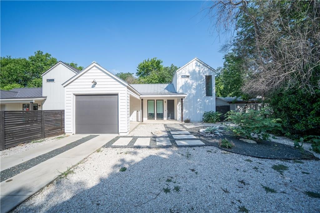 View 4416 Gillis St Unit #B in Banister Acres 4416 Gillis St Unit #B - front exterior - Luxury home in Banister Acres, Austin, TX