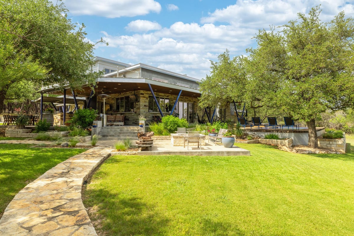 4418 Brasada Ln - front exterior - Luxury home in Chimney Oaks At Lake Travis SE, Marble Falls, TX
