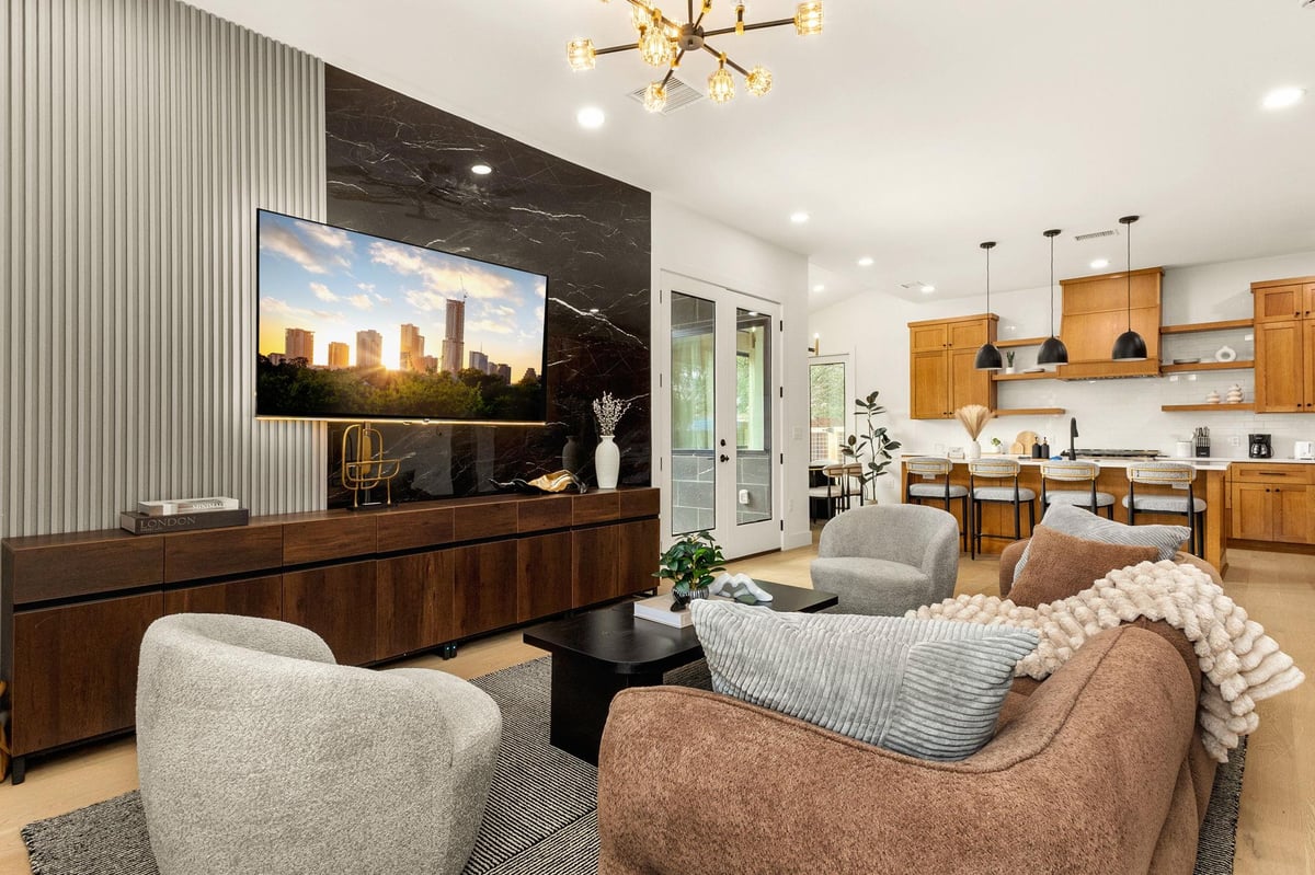 Living area at 4418 Red River St Unit #1 - 4 bed 3 bath home