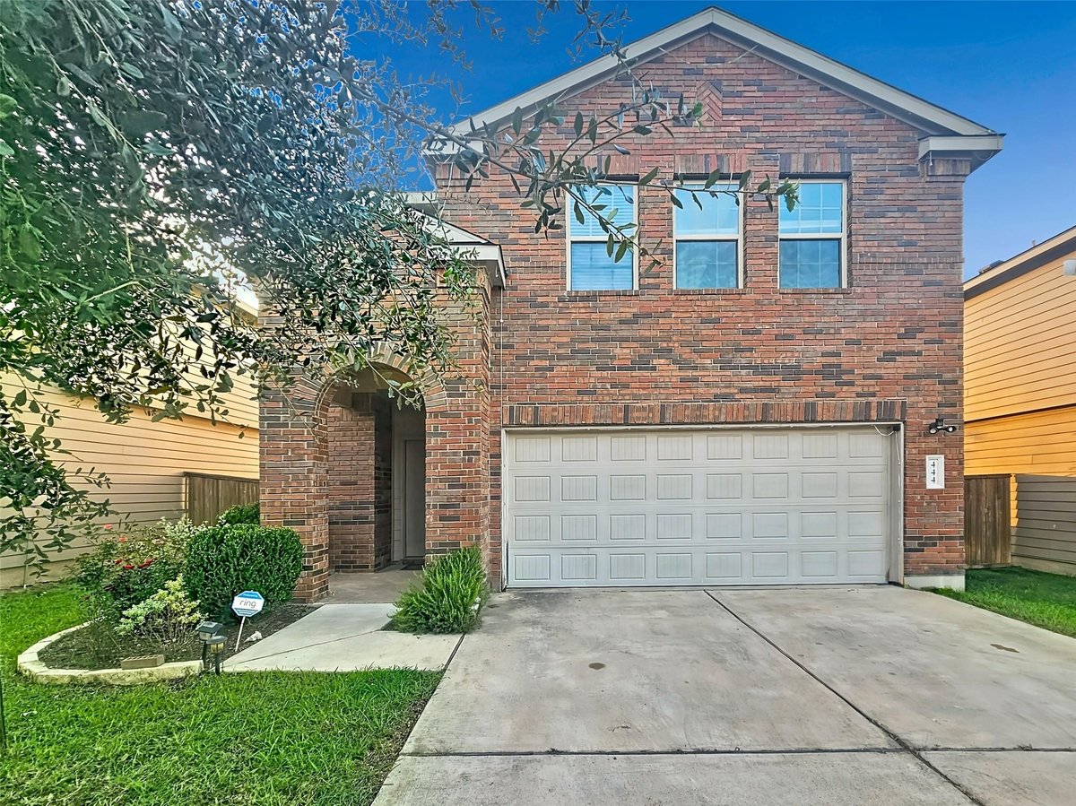 View 444 Major Lee LN Unit #14H in Sonterra I Condos 444 Major Lee LN Unit #14H - property photo 1 - Luxury home in Sonterra I Condos, Jarrell, TX