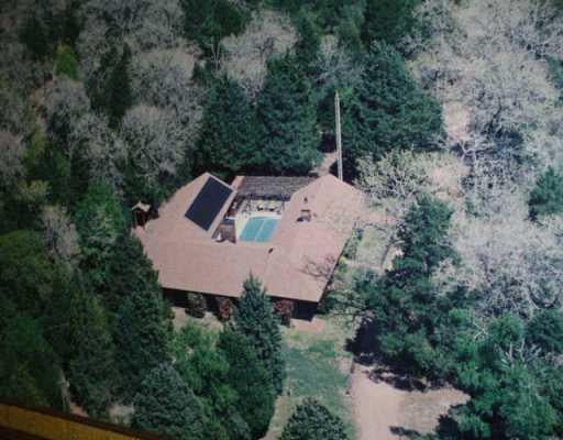 View 4443 Krischke RD 4443 Krischke RD - front exterior - Luxury home in Schulenburg, TX