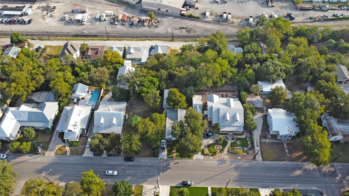 View 445 S Academy Ave in New Braunfels 445 S Academy Ave - property photo 1 - Luxury lot in New Braunfels, New Braunfels, TX