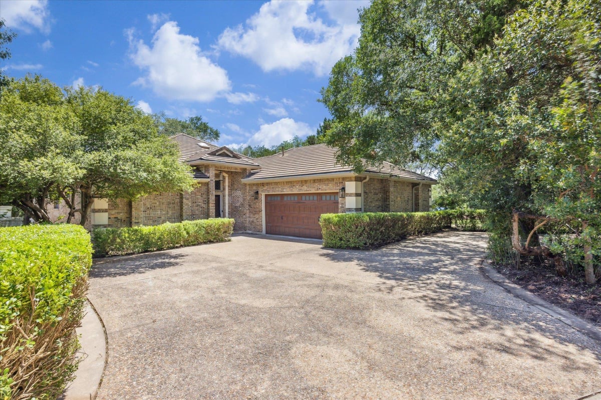 View 4456 Stony Meadow LN in Meadow Mountain 4456 Stony Meadow LN - front exterior - Luxury home in Meadow Mountain, Austin, TX