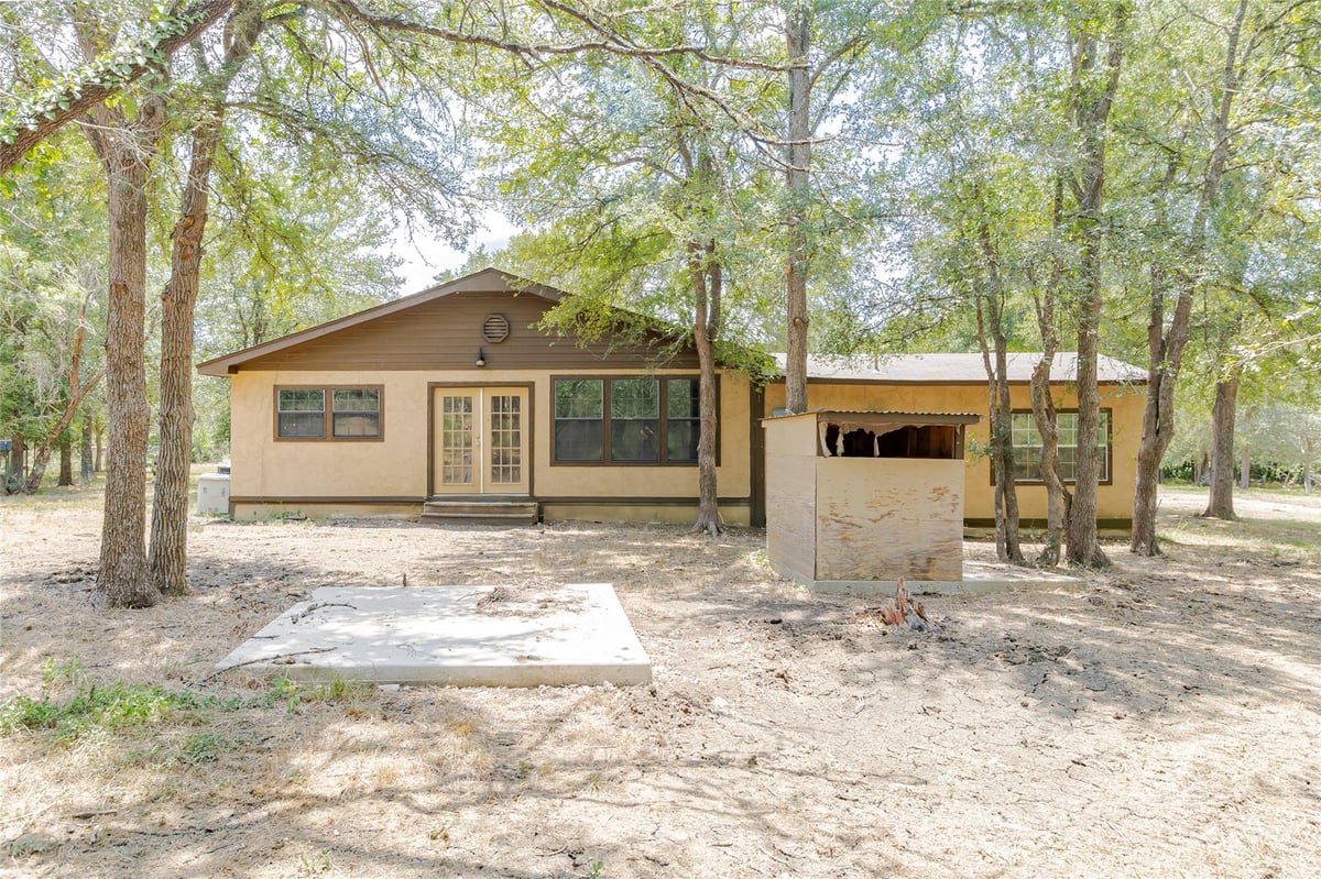 Primary bedroom at 4459 Pettytown Rd - 3 bed 2 bath home
