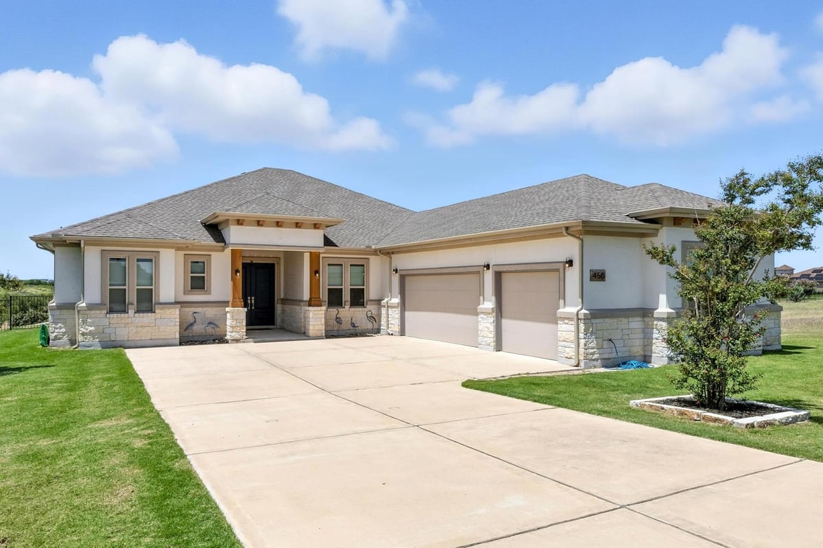 View 450 Peck St in Studio Estates Sec 2b 450 Peck St - property photo 1 - Luxury home in Studio Estates Sec 2b, Kyle, TX