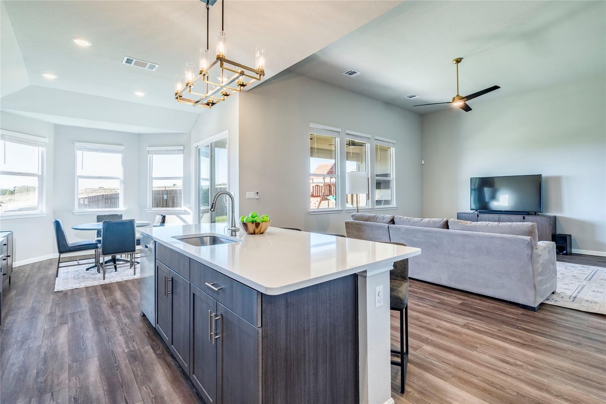 Living area at 450 Sue Peaks Loop - 4 bed 3 bath home
