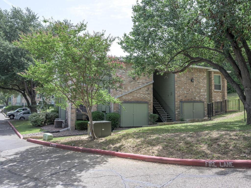 View 4500 E Oltorf St Unit #A-109 in Monaco Condo Amd 4500 E Oltorf St Unit #A-109 - front exterior - Luxury home in Monaco Condo Amd, Austin, TX
