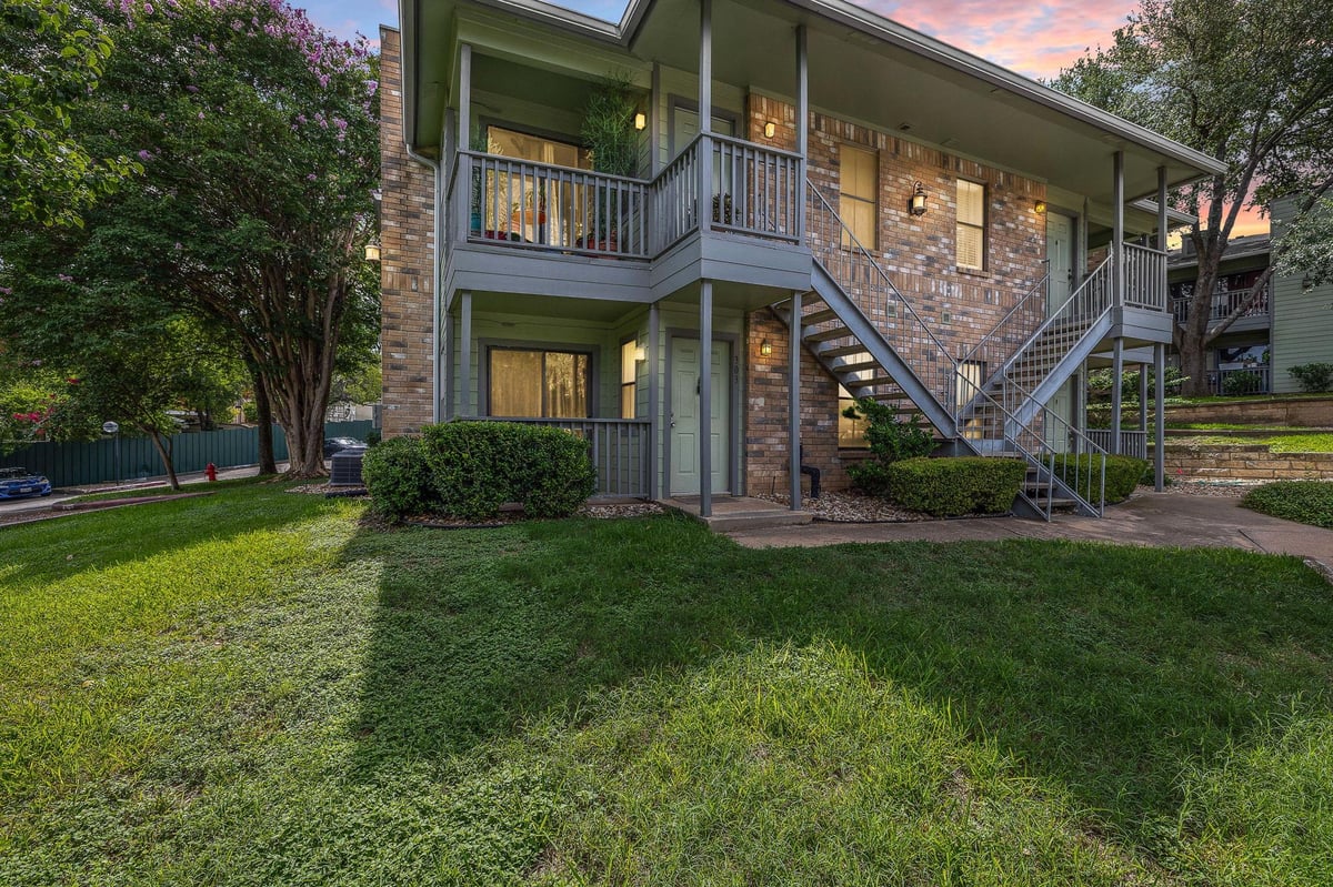 View 4500 E Oltorf ST Unit #C-306 in Monaco Condo Amd 4500 E Oltorf ST Unit #C-306 - property photo 1 - Luxury home in Monaco Condo Amd, Austin, TX