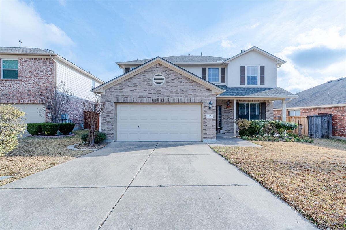 4501 Heritage Well LN - front exterior - Luxury home in Teravista Sec 21, Round Rock, TX