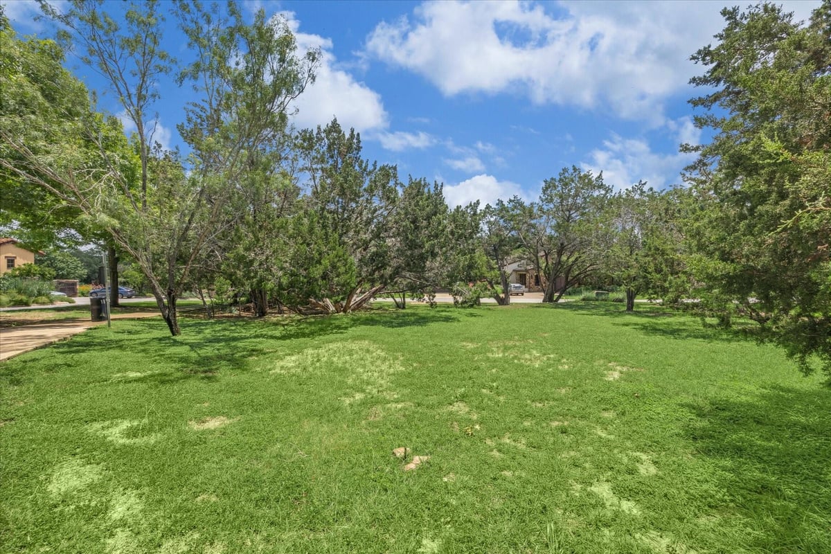 Primary bedroom at 4501 Spanish Oaks Club Blvd Unit #1 - Spanish Oaks, Austin, TX