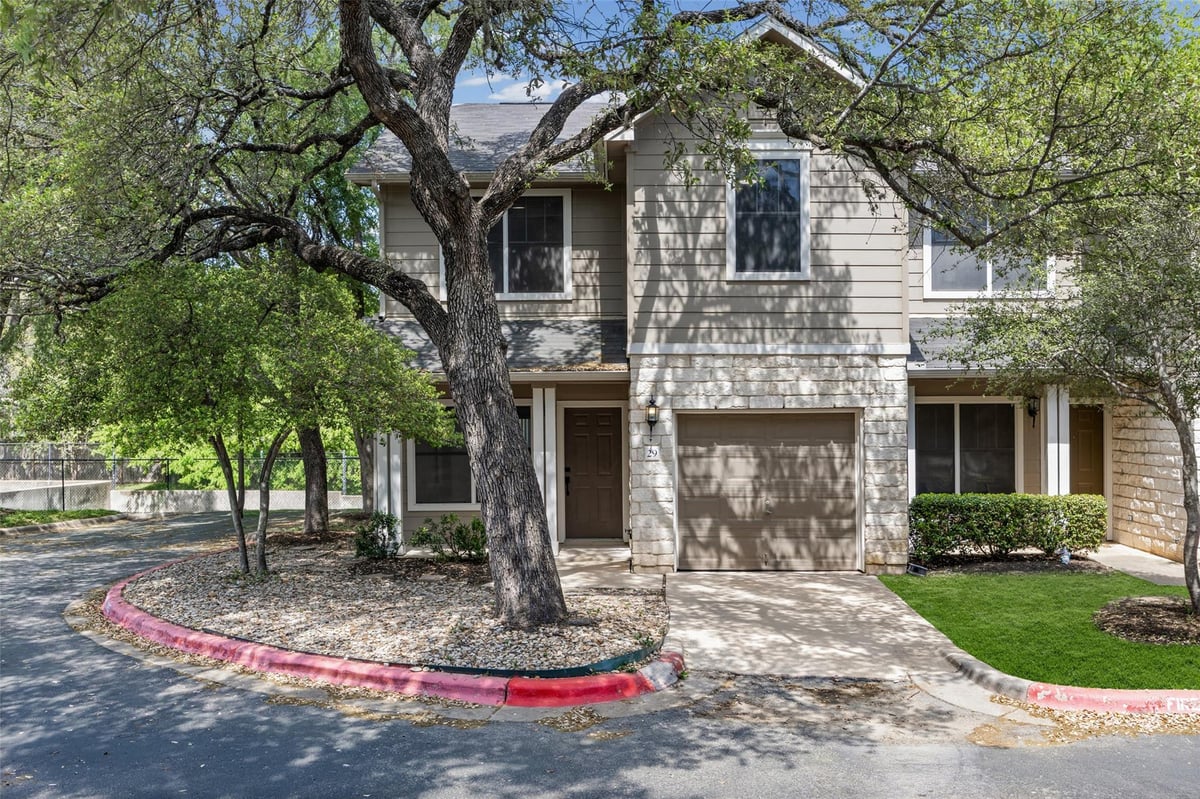 Living area at 4501 Whispering Valley Dr Unit #29 - 2 bed 2 bath home