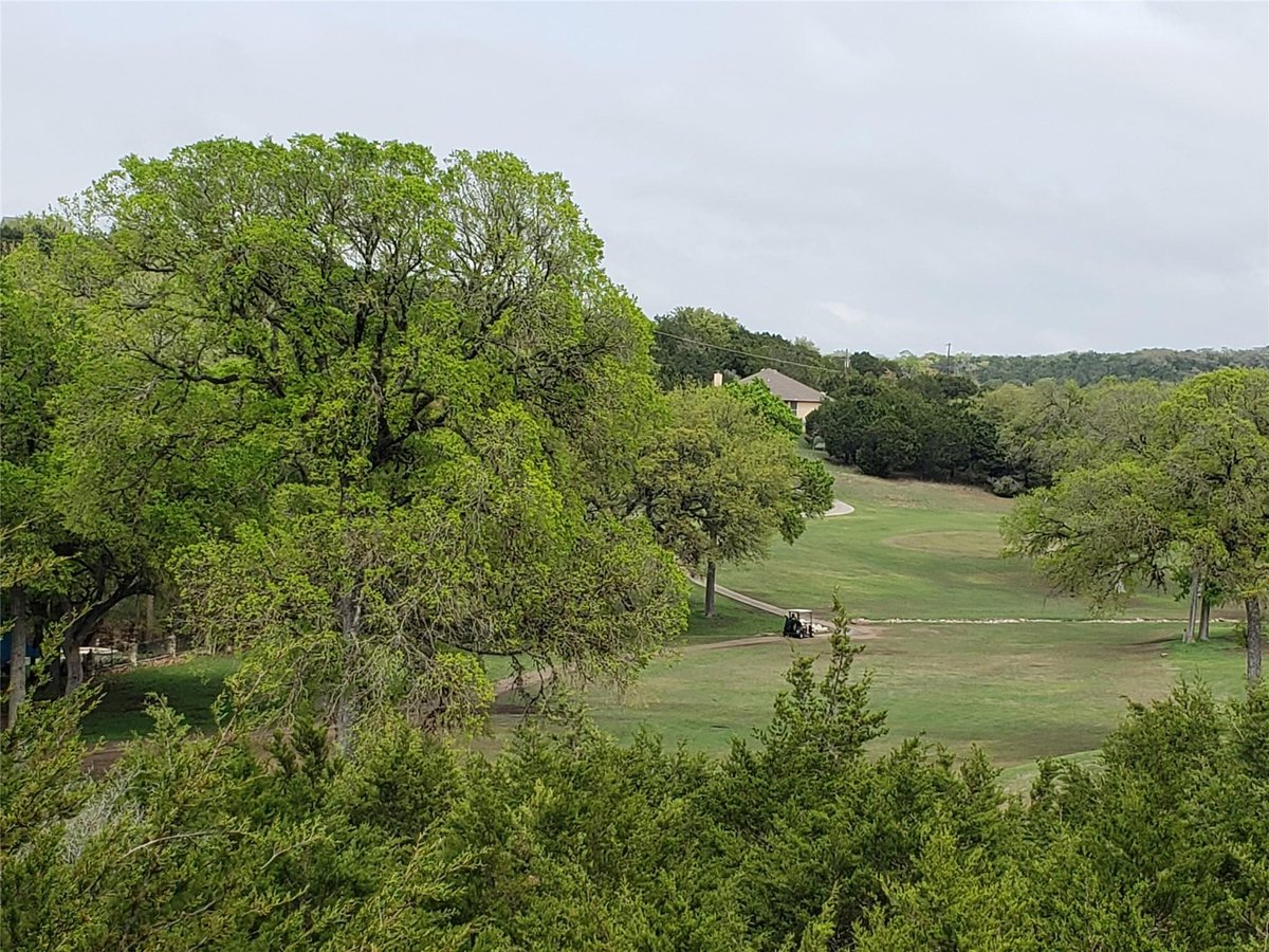 View 4504 Outpost TRCE in Lago Vista Country Club Estate 4504 Outpost TRCE - property photo 1 - Luxury lot in Lago Vista Country Club Estate, Lago Vista, TX