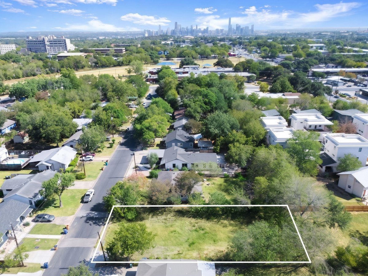 View 4505 S 2nd ST in Austin 4505 S 2nd ST, photo 1 of 8, Austin, Austin, TX