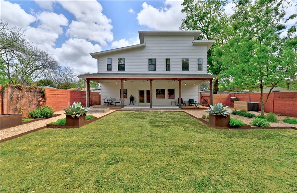 View 4506 Russell Dr Unit #B in Ford Place 1 4506 Russell Dr Unit #B - front exterior - Luxury home in Ford Place 1, Austin, TX