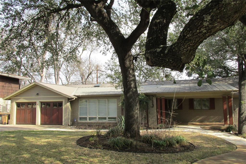 View 4507 Edgemont DR in Balcones Park Add Sec 05 4507 Edgemont DR - property photo 1 - Luxury home in Balcones Park Add Sec 05, Austin, TX