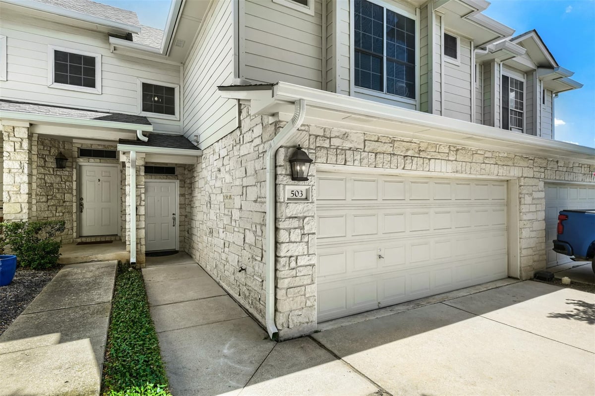 View 4508 Duval RD Unit #5-503 in Stonehaven Condo 4508 Duval RD Unit #5-503 - property photo 1 - Luxury home in Stonehaven Condo, Austin, TX