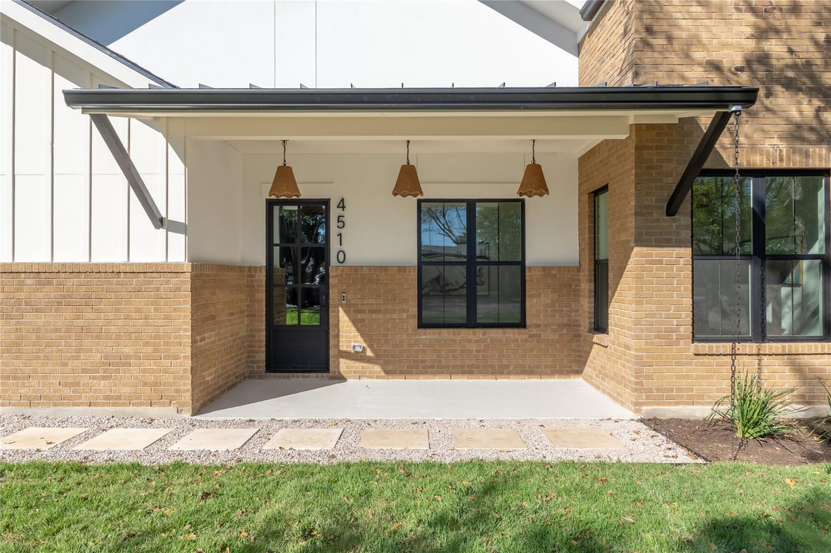 Primary bedroom at 4510 Pack Saddle Pass - 3 bed 2 bath home