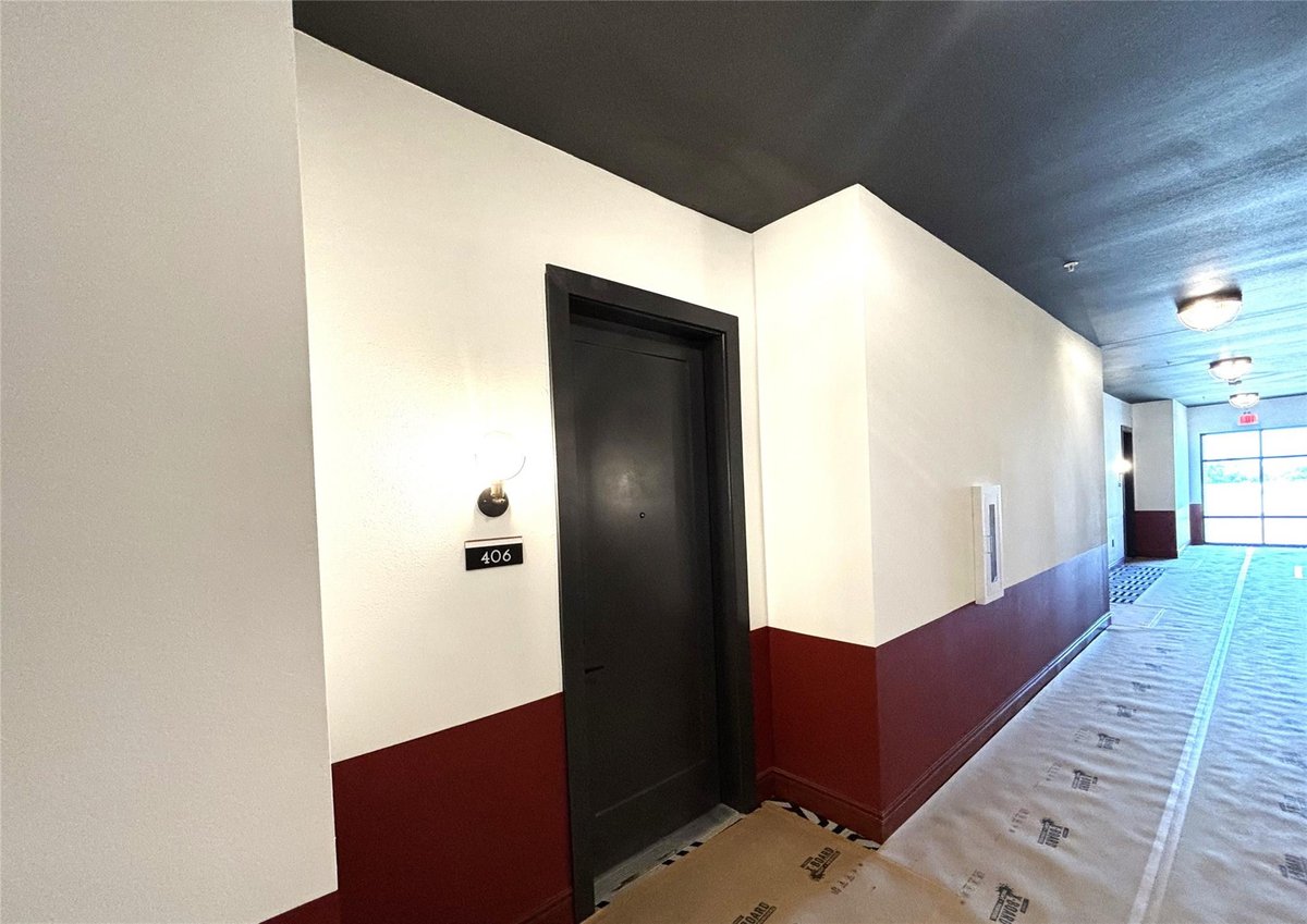 Primary bedroom at 4510 Terry-O Ln Unit #406 - 1 bed 1 bath home