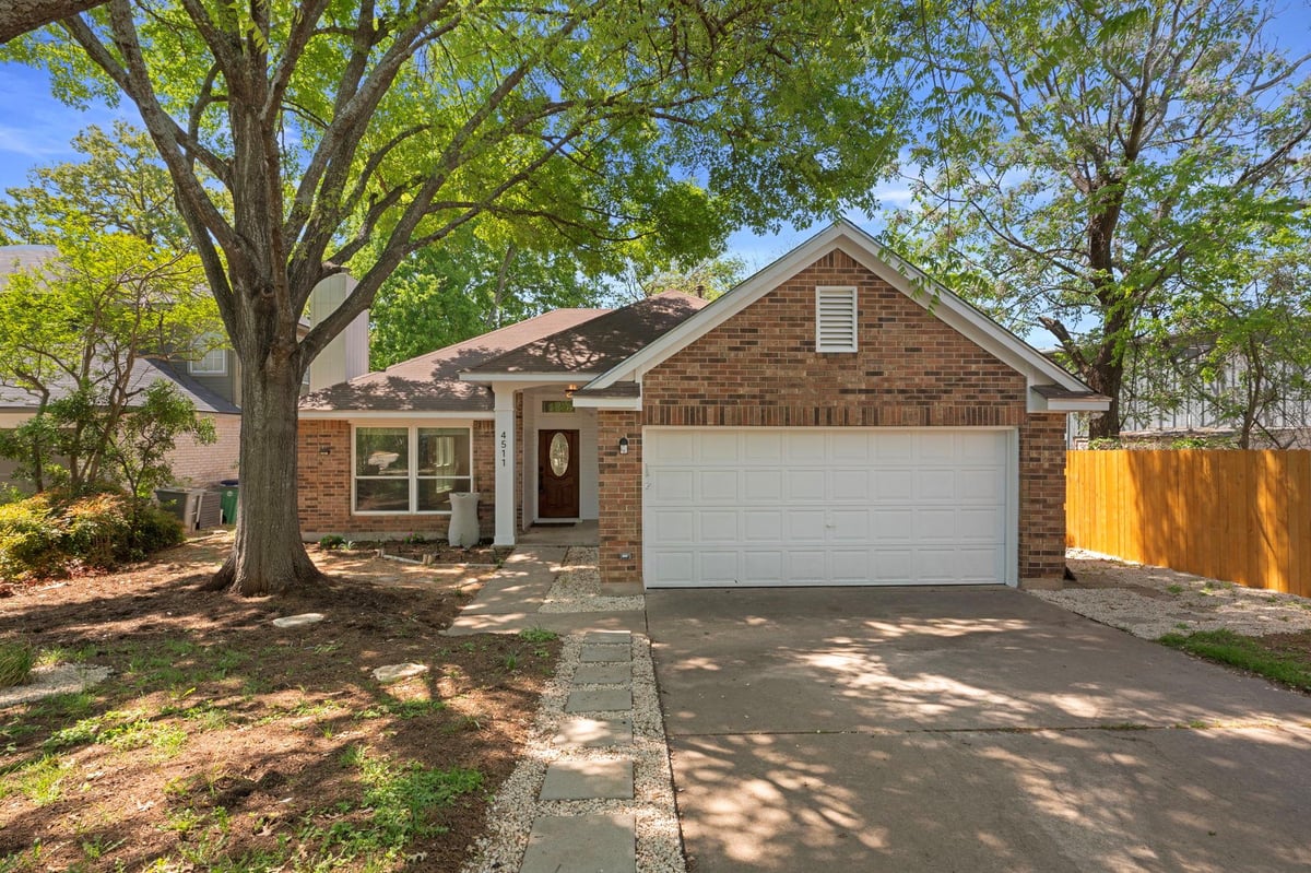 View 4511 Abelia Dr in Arrowwood Sec 02 4511 Abelia Dr - front exterior - Luxury home in Arrowwood Sec 02, Austin, TX