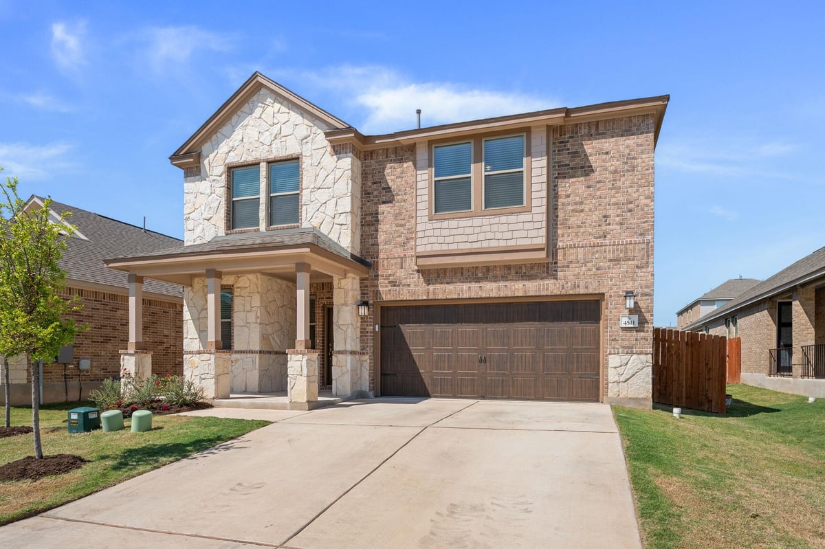 View 4511 Alfano Loop in Salerno Ph 5 4511 Alfano Loop - front exterior - Luxury home in Salerno Ph 5, Round Rock, TX