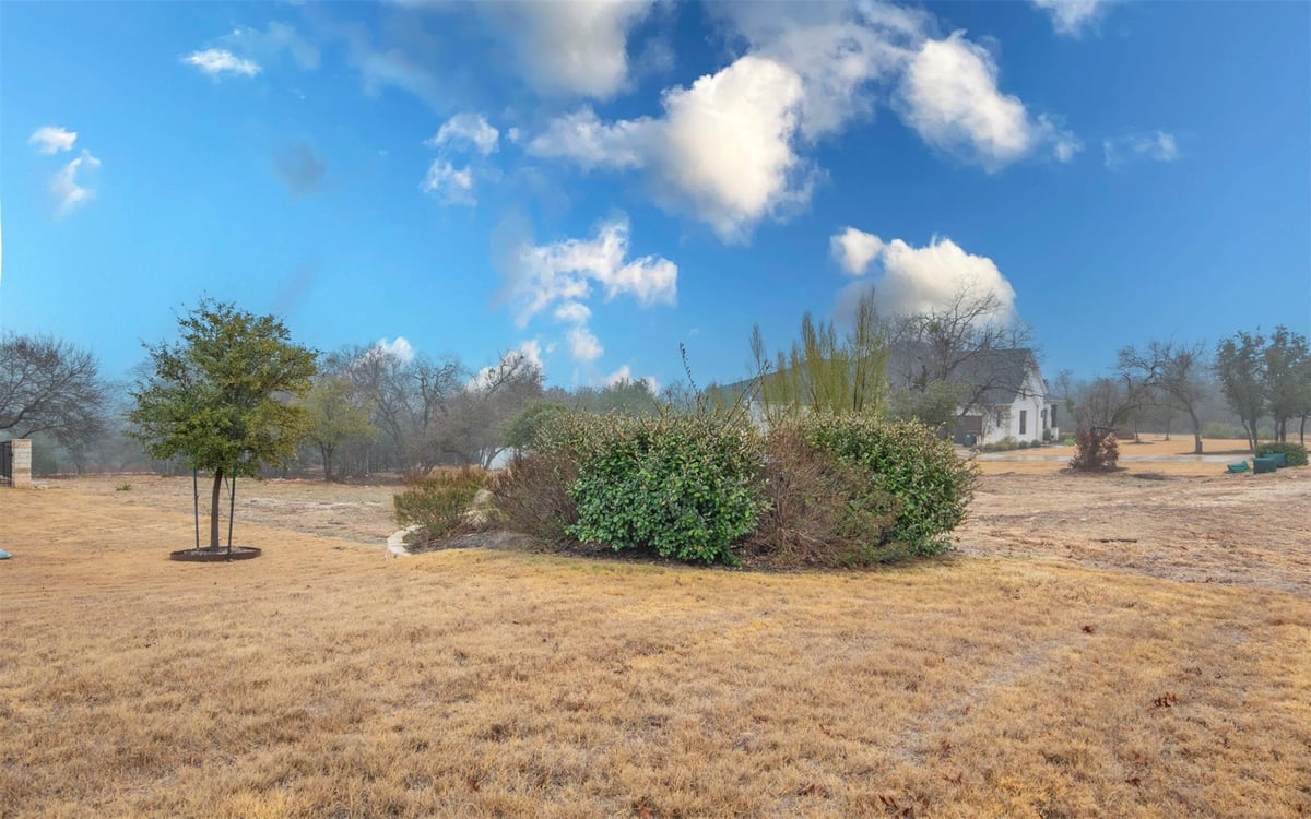 View 452 Ocate Mesa TRL in Rancho Santa Fe Sec 2 452 Ocate Mesa TRL - property photo 1 - Luxury lot in Rancho Santa Fe Sec 2, Liberty Hill, TX