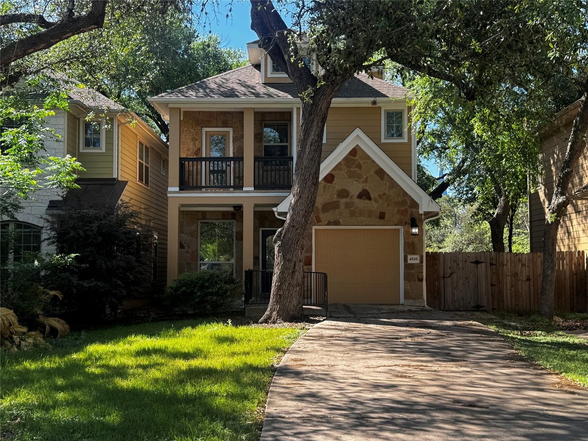 View 4526 Merle DR in Rose Glen 4526 Merle DR - property photo 1 - Luxury home in Rose Glen, Austin, TX