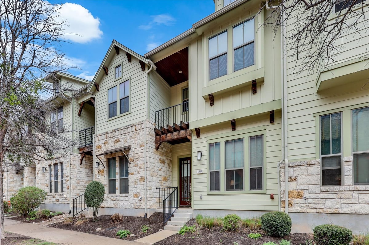View 4533 Mattie St in Mueller Sec Vi Sub 4533 Mattie St - front exterior - Luxury home in Mueller Sec Vi Sub, Austin, TX