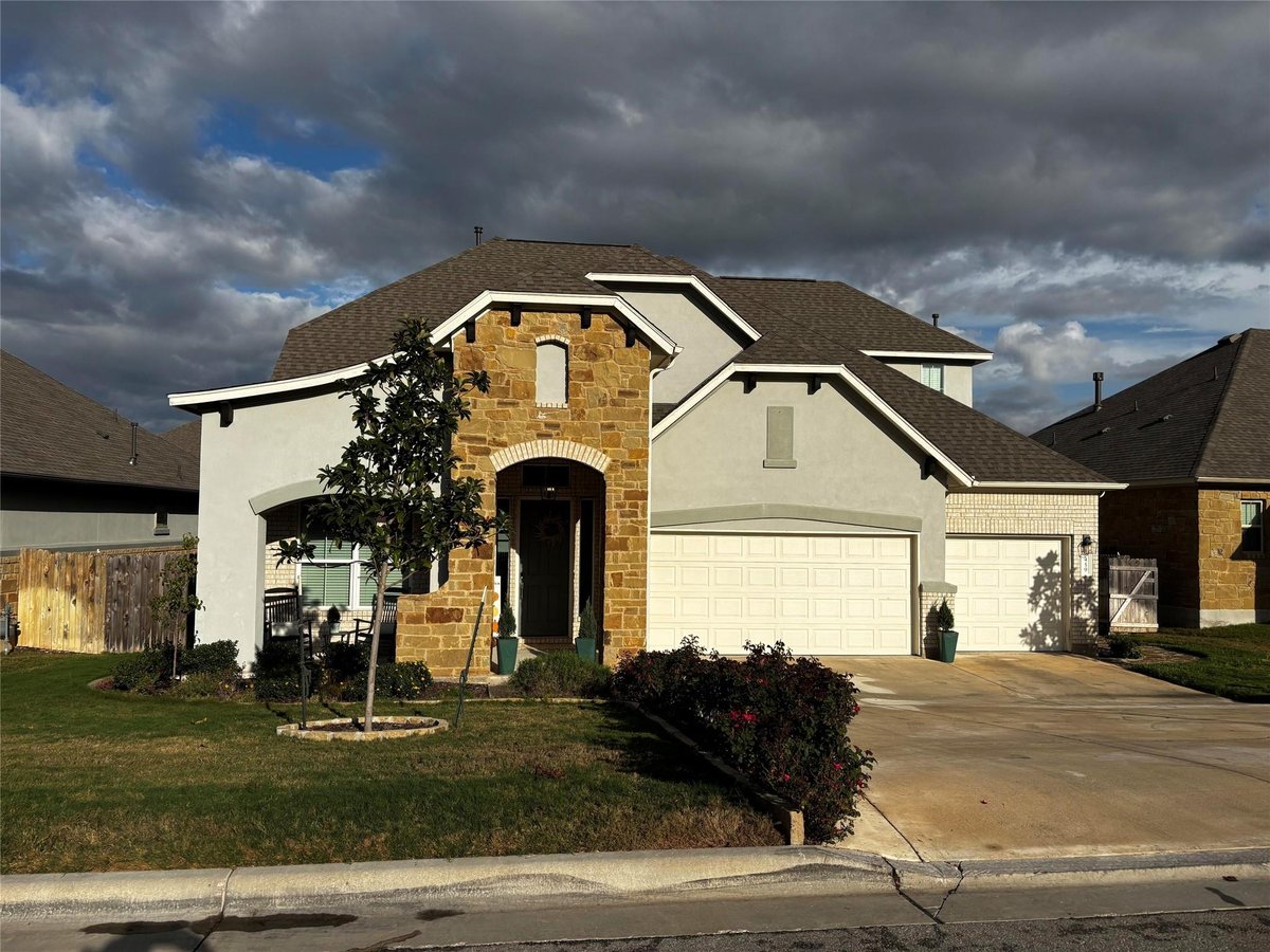 459 Eclipse Dr Unit #39 - front exterior - Luxury home in Skyridge Residential Condo, Austin, TX