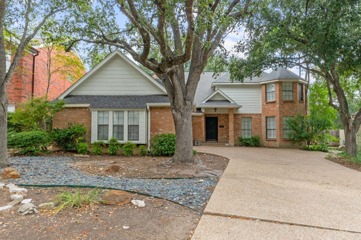 View 4600 Eby Ln in Mount Bonnell Shores Sec 02 4600 Eby Ln - front exterior - Luxury home in Mount Bonnell Shores Sec 02, Austin, TX