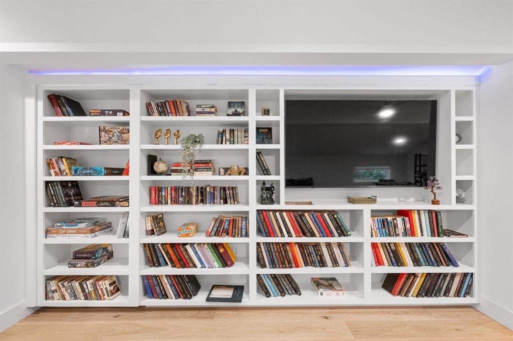 Primary bedroom at 4604-1 Santa Anna St - 4 bed 3 bath home