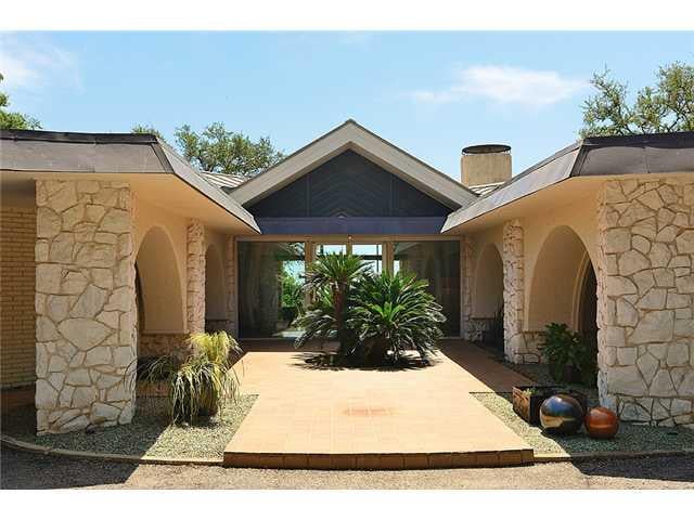 View 4605 Ridge Oak Dr in Highland Park West 4605 Ridge Oak Dr - property photo 1 - Luxury home in Highland Park West, Austin, TX