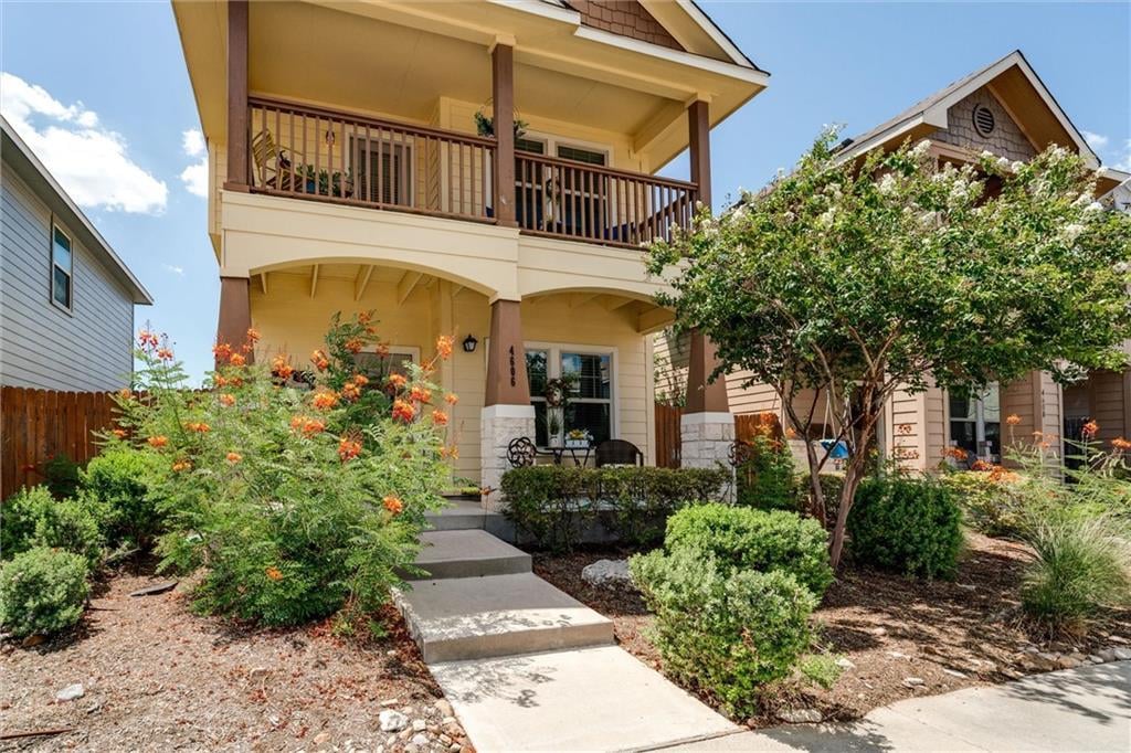 View 4606 Kind WAY Unit #285 in Chaparral Crossing Condo Amd 4606 Kind WAY Unit #285 - property photo 1 - Luxury home in Chaparral Crossing Condo Amd, Austin, TX