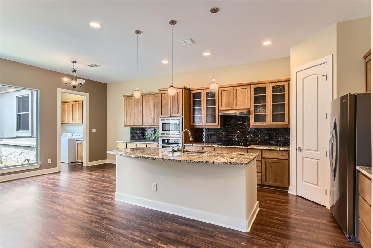 Living area at 462 Stagecoach Trl - 3 bed 2 bath home