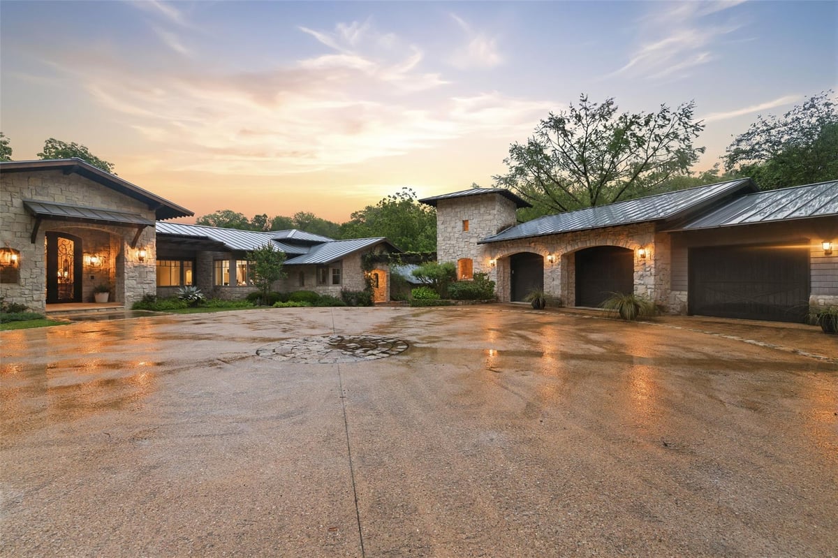 View 4625 Rockcliff Rd in Rockcliff Estates 4625 Rockcliff Rd - front exterior - Luxury home in Rockcliff Estates, Austin, TX