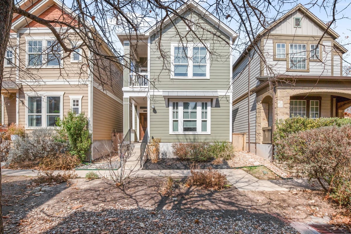 View 4644 Page ST in Mueller Sec Vi Sub 4644 Page ST - front exterior - Luxury home in Mueller Sec Vi Sub, Austin, TX