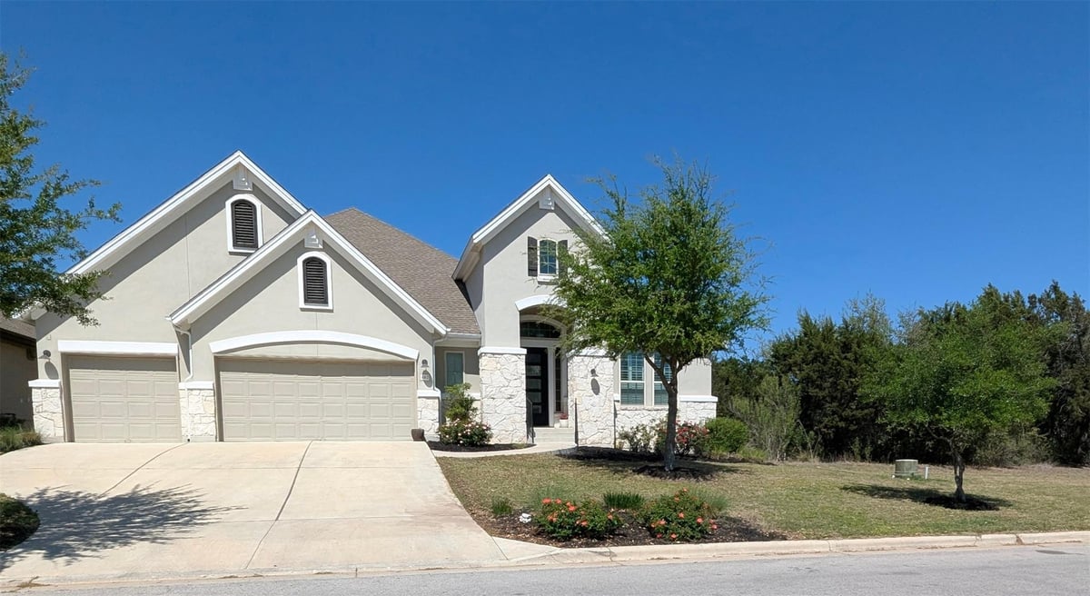 View 467 Jacksdaw DR in Reunion Ranch Ph 2 Sec 2 467 Jacksdaw DR - front exterior - Luxury home in Reunion Ranch Ph 2 Sec 2, Austin, TX