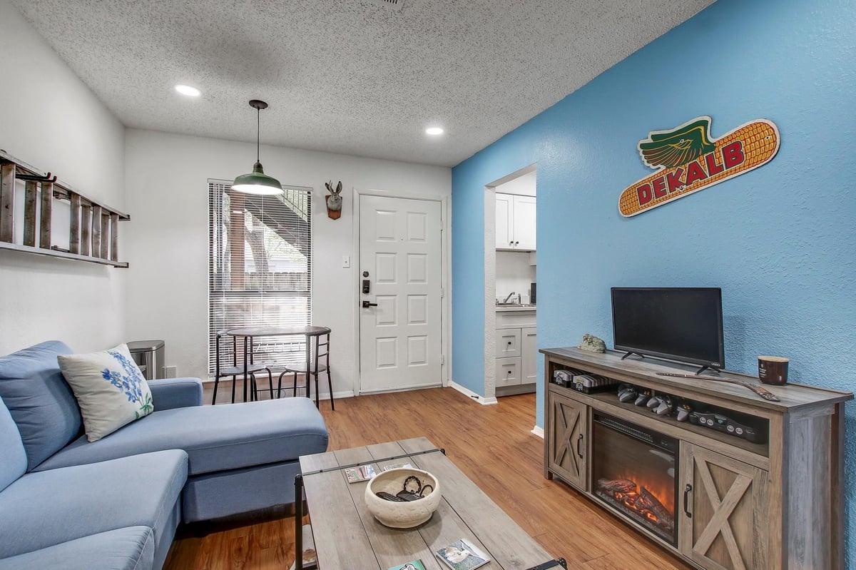 Primary bedroom at 4701 Red River St Unit #102 - Red River North Condo Amd, Austin, TX