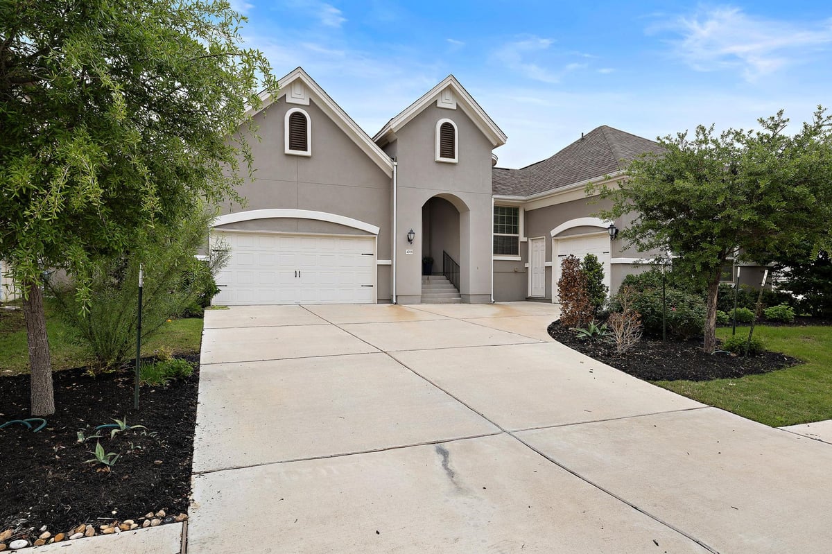 4705 Napoli Shore DR - front exterior - Luxury home in Travisso, Leander, TX