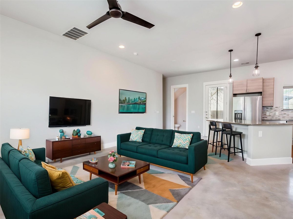 View 4707 Leslie Ave Unit #A in CEDAR VALLEY 4707 Leslie Ave Unit #A - front exterior - Luxury home in CEDAR VALLEY, Austin, TX