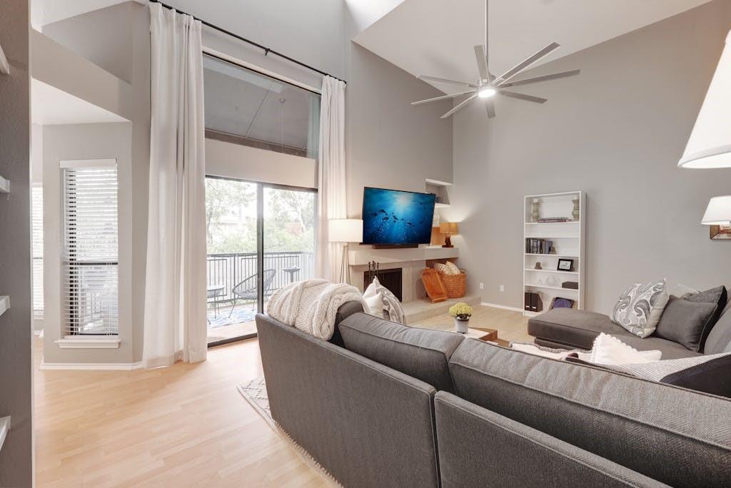 Primary bedroom at 4711 Spicewood Springs Rd Unit #1-201 - 2 bed 2 bath home