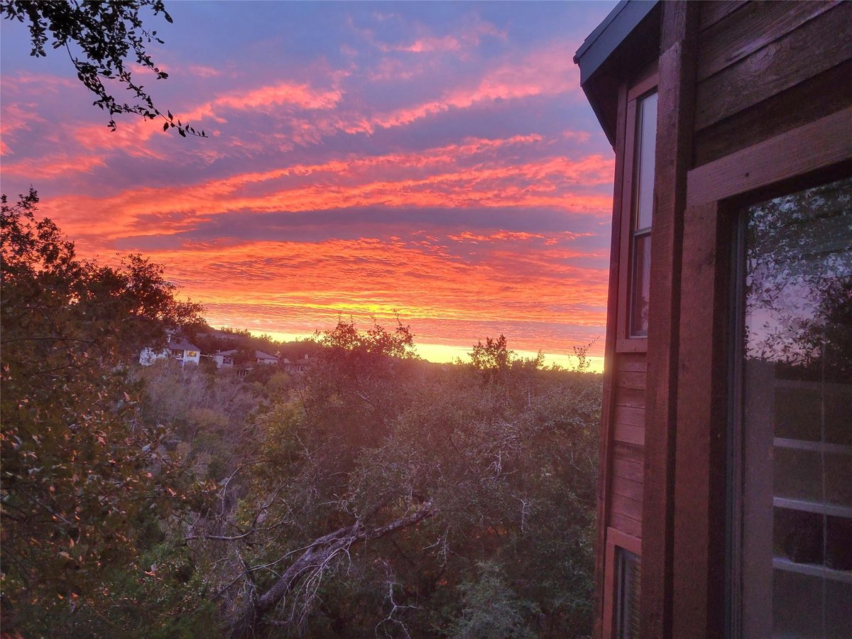 View 4711 Spicewood Springs RD Unit #5-128 in Stillhouse Canyon Condo Amd 4711 Spicewood Springs RD Unit #5-128 - front exterior - Luxury home in Stillhouse Canyon Condo Amd, Austin, TX