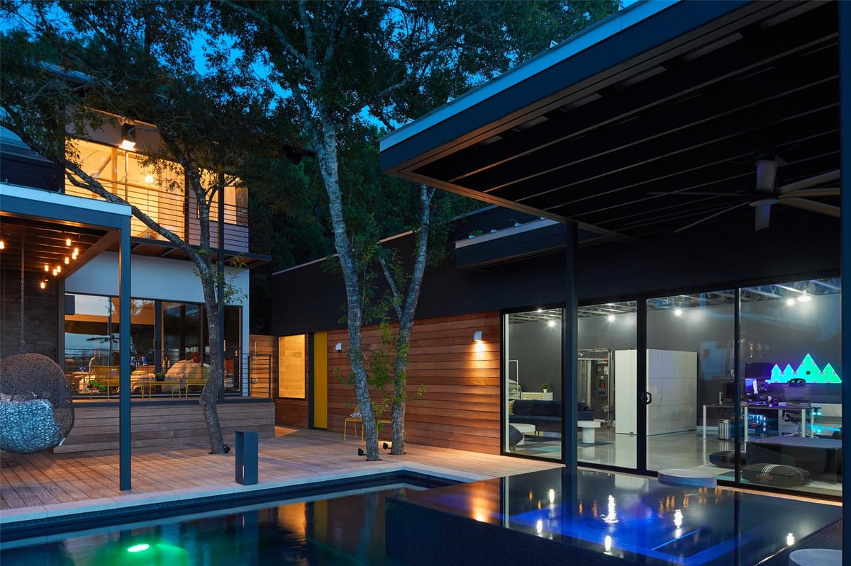 View 4713 Via Media in Westlake Highlands Sec 06 4713 Via Media - front exterior - Luxury home in Westlake Highlands Sec 06, Austin, TX