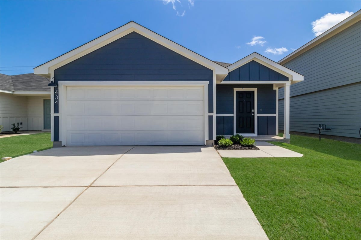 View 472 Sandringham Loop in WATERMILL 472 Sandringham Loop - front exterior - Luxury home in WATERMILL, Uhland, TX