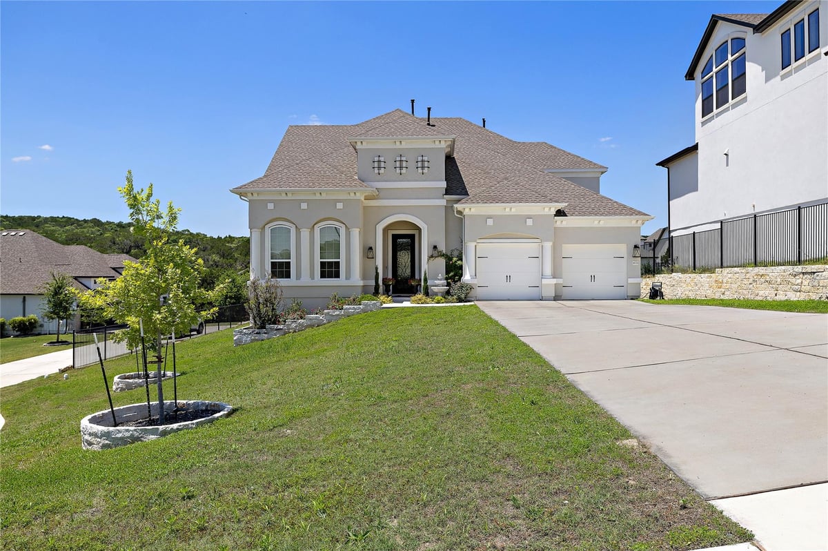 View 4721 Modena Bay BND in Travisso 4721 Modena Bay BND - front exterior - Luxury home in Travisso, Leander, TX