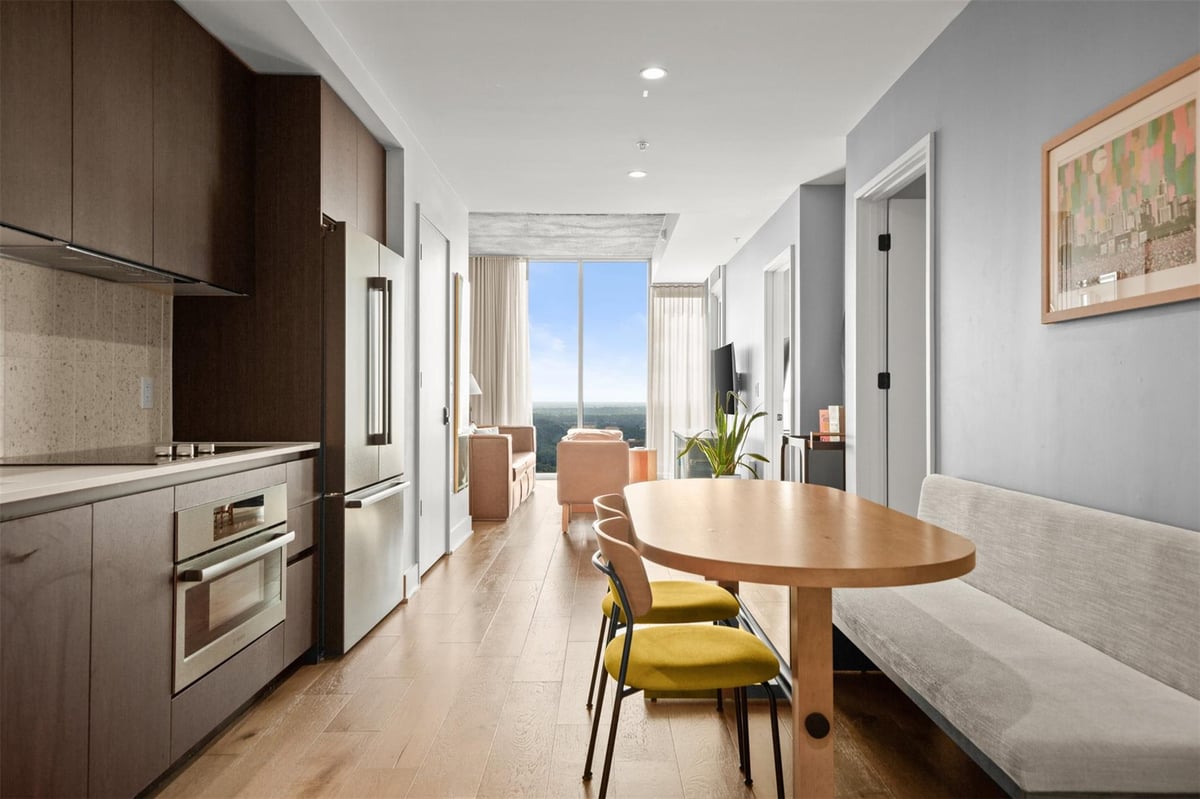 Primary bedroom at 48 East Ave Unit #2807 - 1 bed 1 bath home
