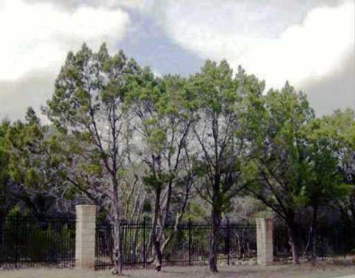 View 4800 City Park Rd in DIAMOND SKY SUBD 4800 City Park Rd - front exterior - Luxury lot in DIAMOND SKY SUBD, Austin, TX