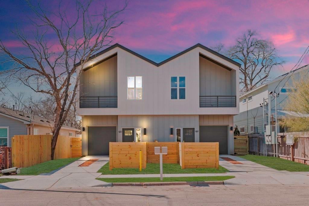 View 4801 Sara Dr Unit #A in Pecan Valley 4801 Sara Dr Unit #A - front exterior - Luxury home in Pecan Valley, Austin, TX